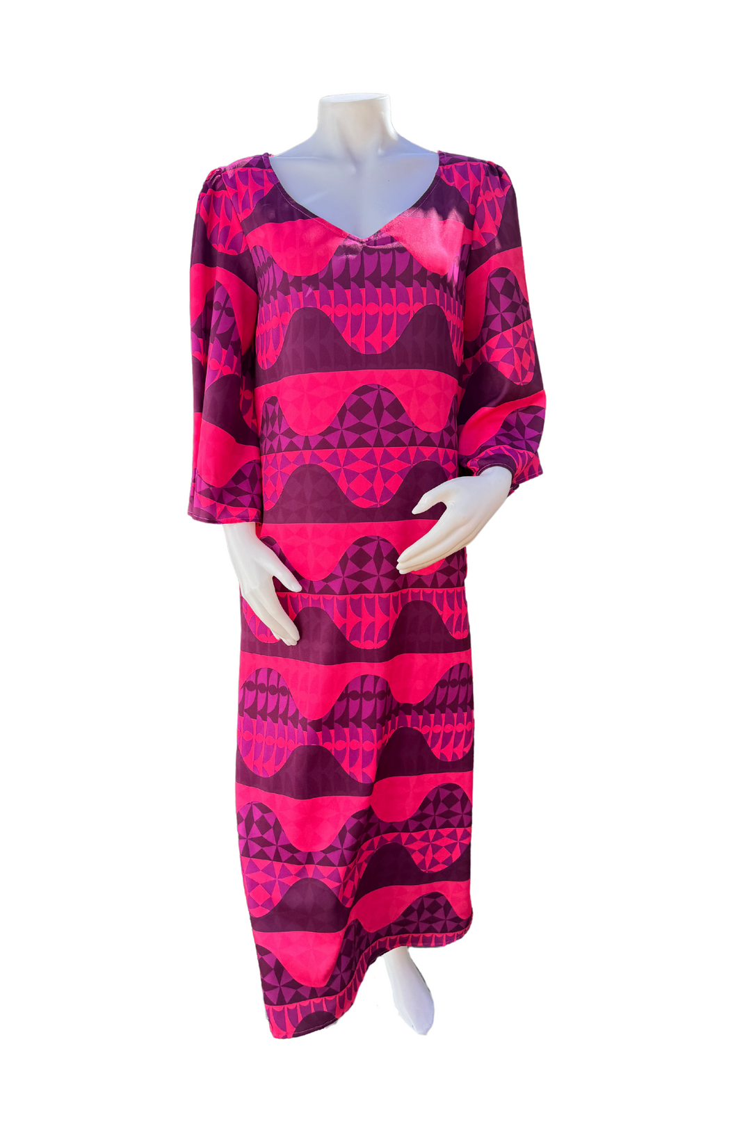 Ulumau Dress in Holo Pākīpika Kilo