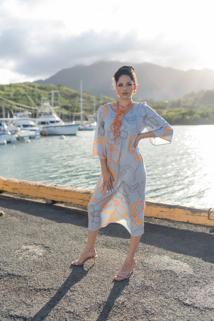 Ulumau Dress in Kenikenialoha Hinahina