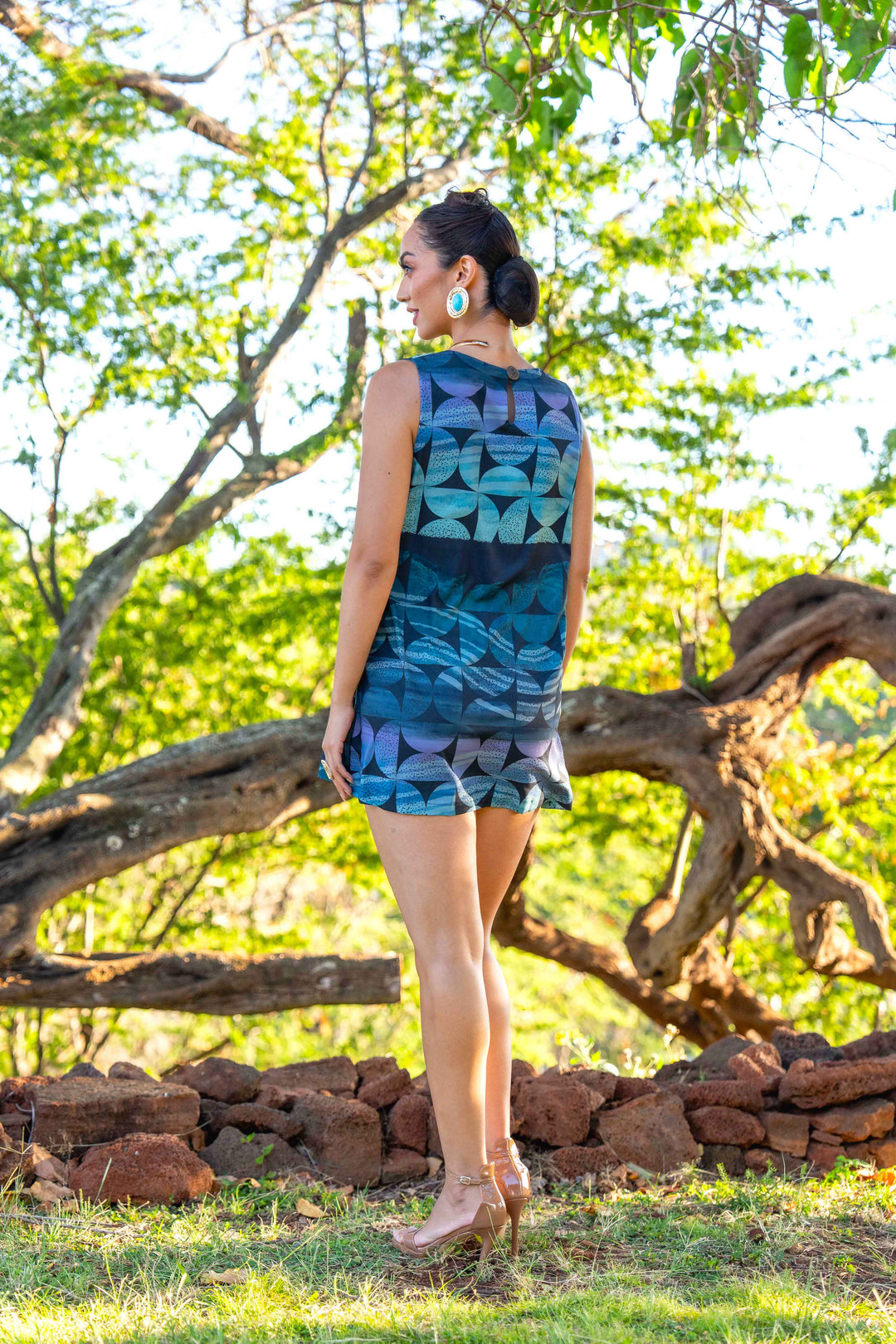 Huihui Tunic in Kōnane