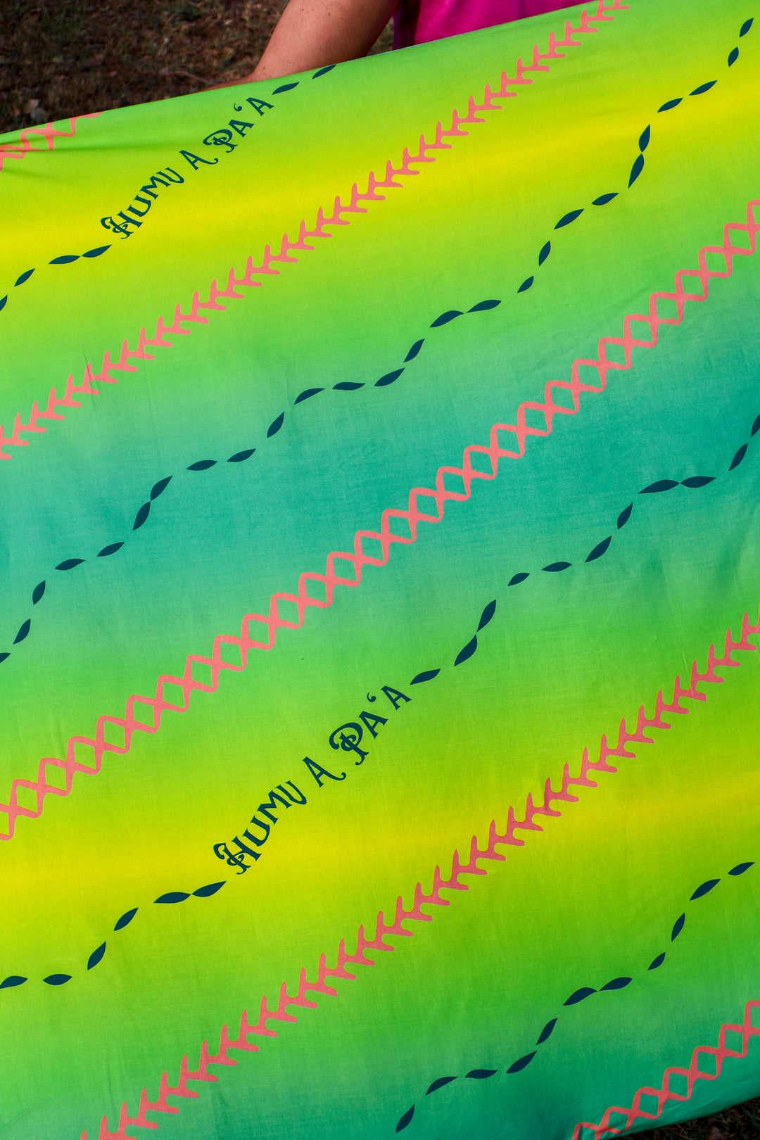 Pareo in Green Ombré Humu A Paʻa