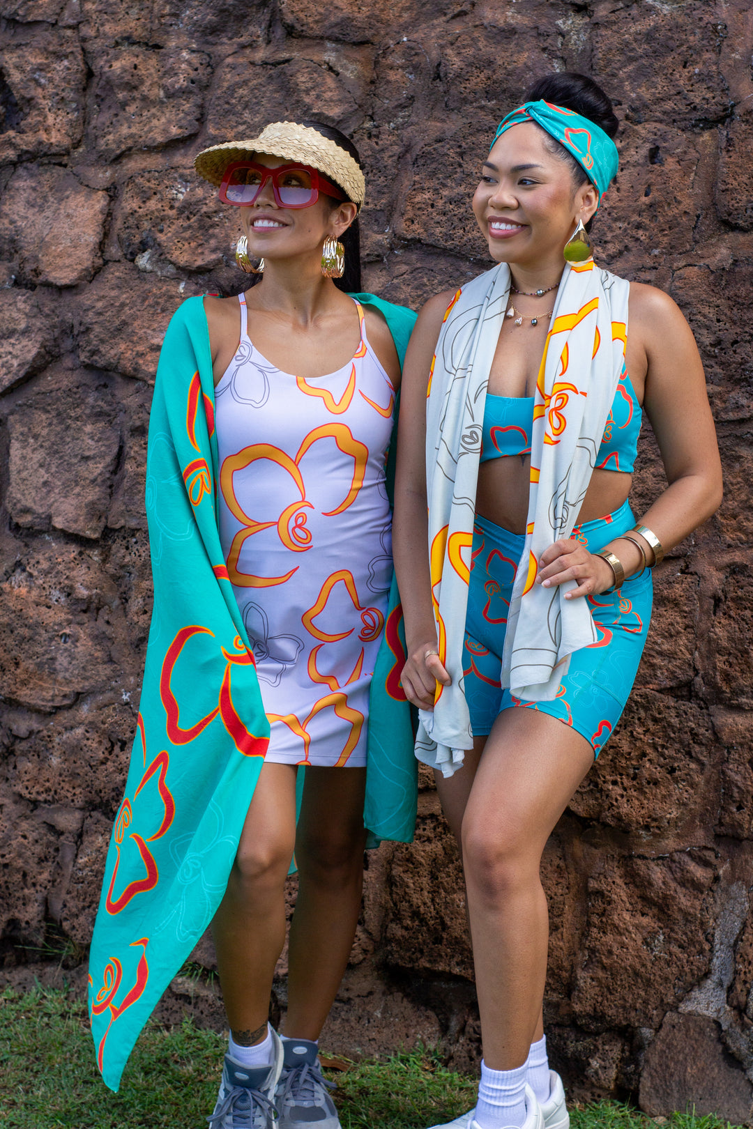 Pareo in Gray Kenikenialoha