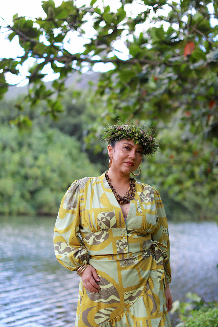 Paekuahiwi Blouse in Honua