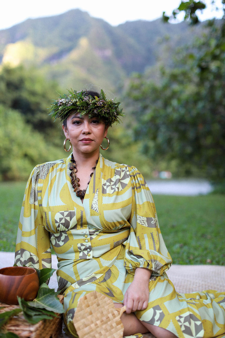 Paekuahiwi Blouse in Honua