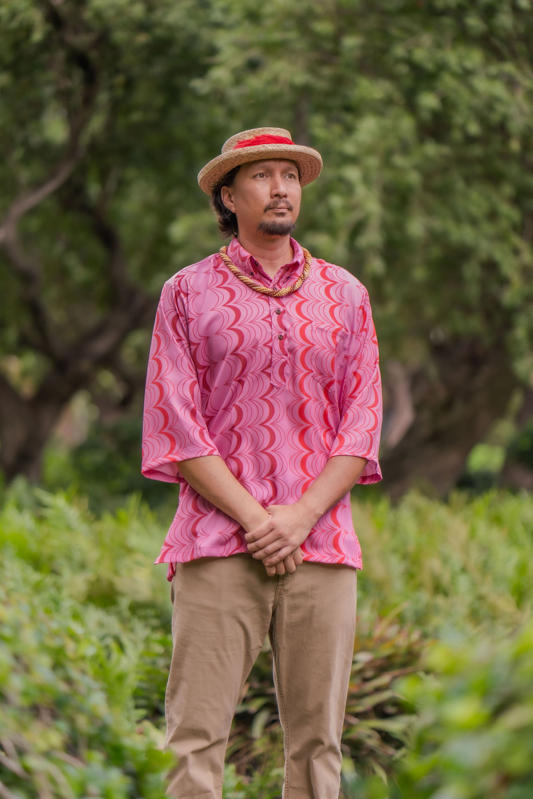 Hāliʻaliʻa 3/4 Sleeve Pullover Aloha Shirt in Hehelo