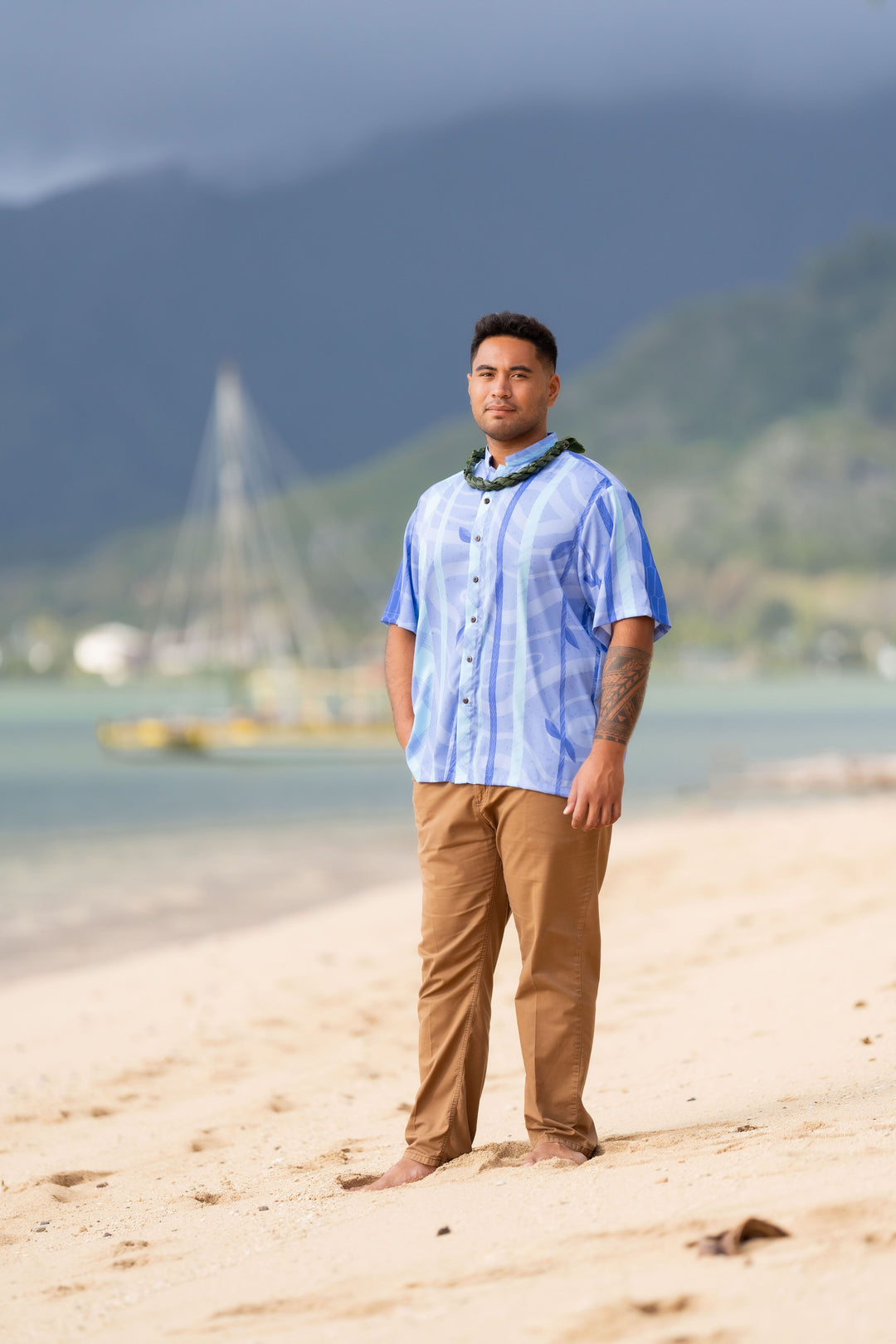 Kanahai Button Up Aloha Shirt in Mokuola