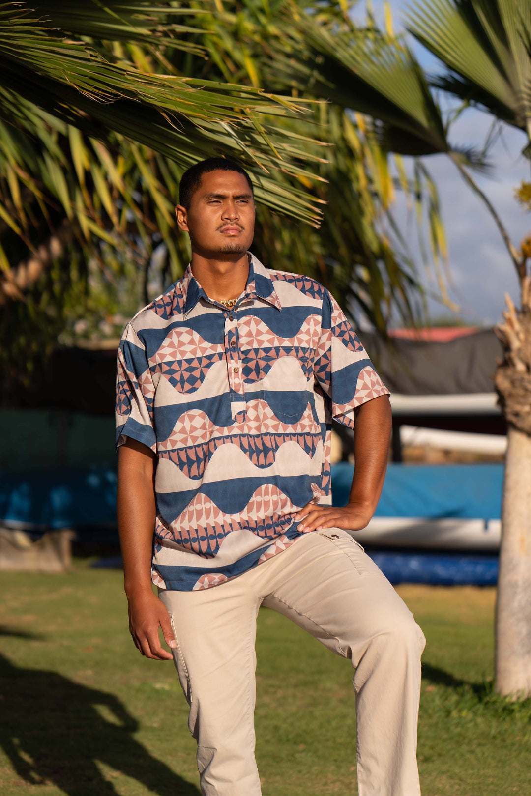 ʻOliʻoli Pullover Aloha Shirt in Au