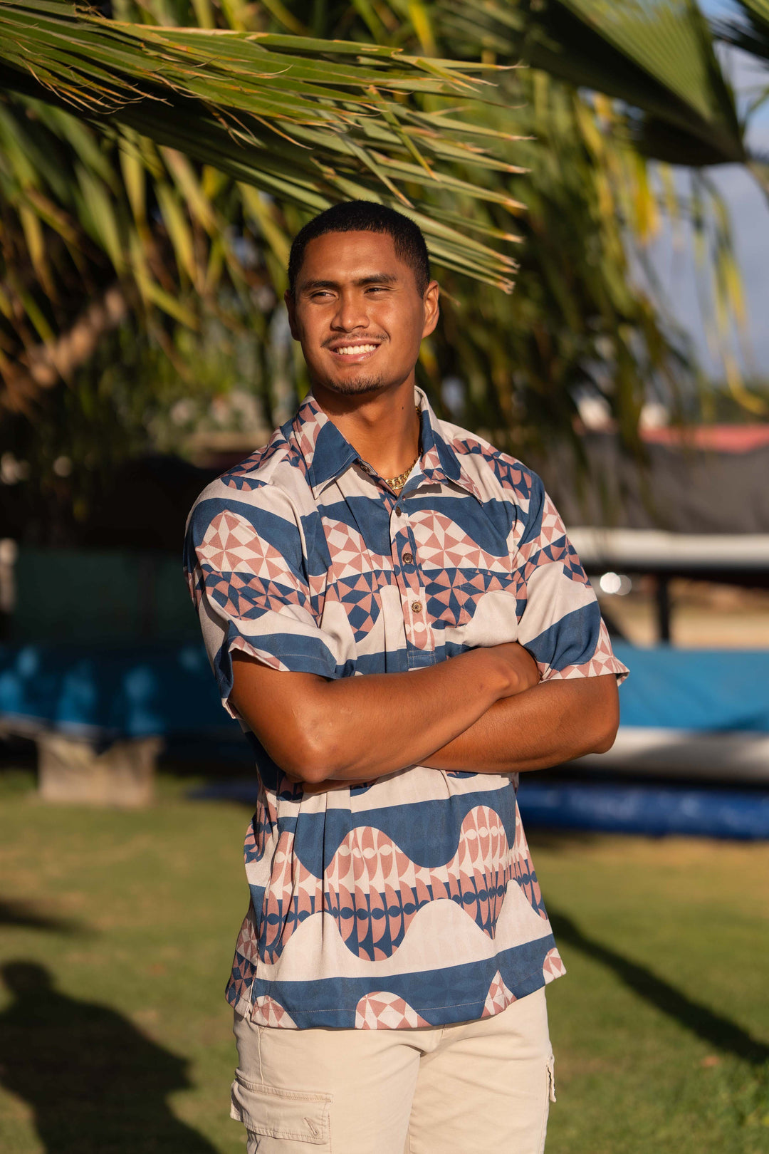 ʻOliʻoli Pullover Aloha Shirt in Au