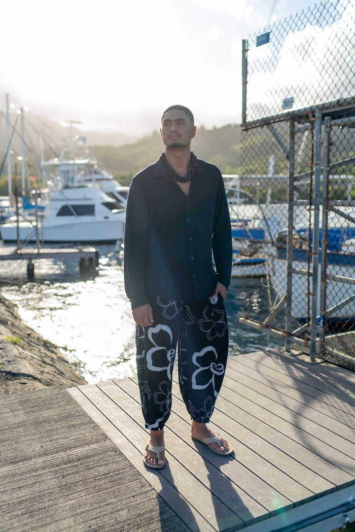 Ahuolaka Unisex Jogger in Kenikenialoha Charcoal