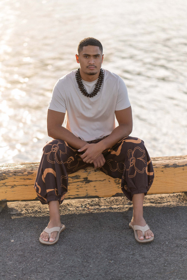 Ahuolaka Unisex Jogger in Kenikenialoha Chocolate