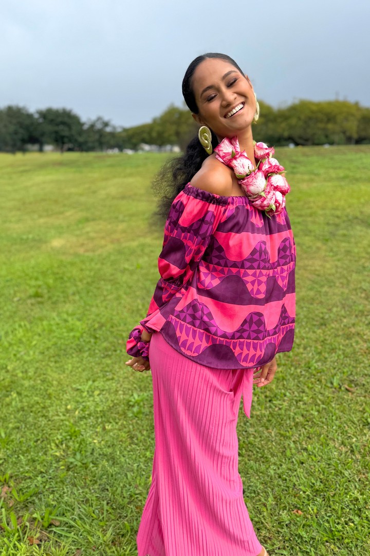 Hawaiʻiloa Muʻu Blouse in Kilo