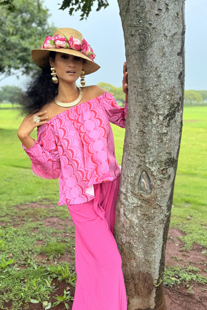 Hawaiʻiloa Muʻu Blouse in Hehelo