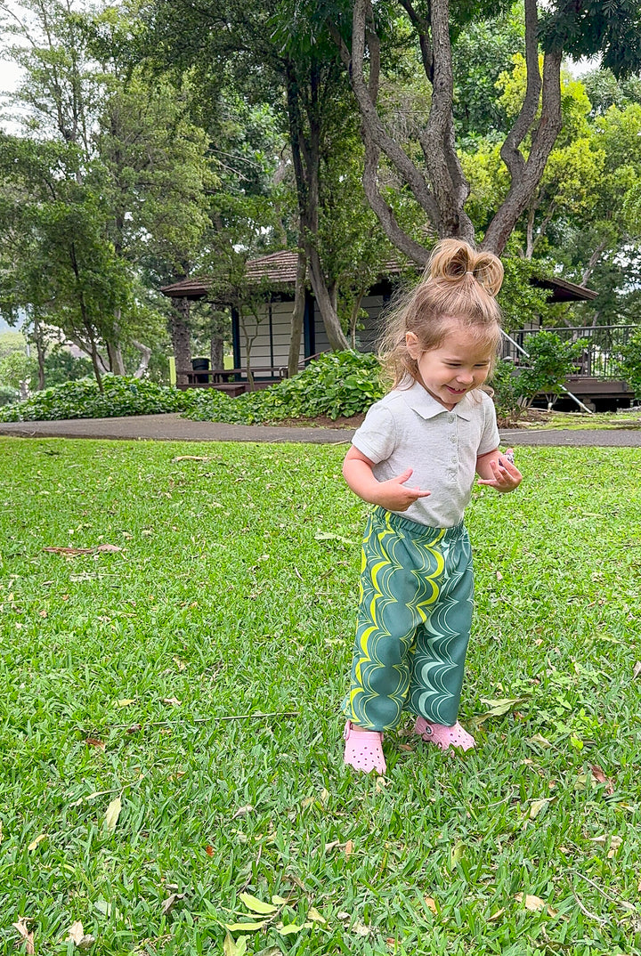 Kama Keiki Pant in Liko