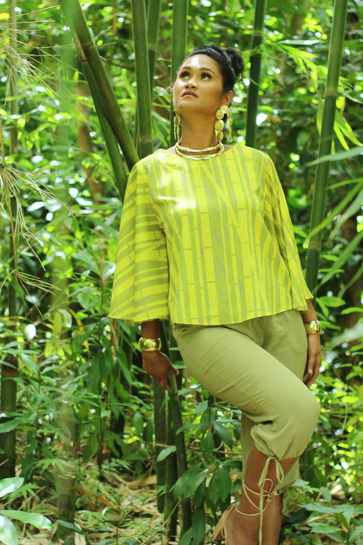 Leiʻohu Blouse in Kulāiwi