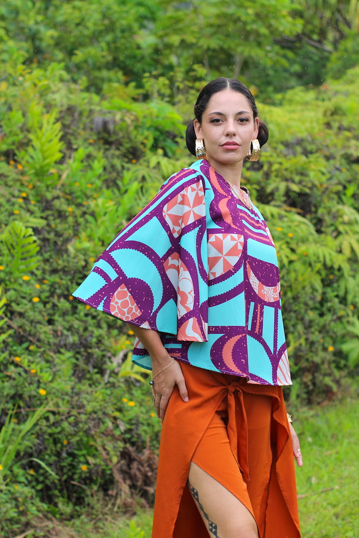 Leiʻohu Blouse in Kaiao
