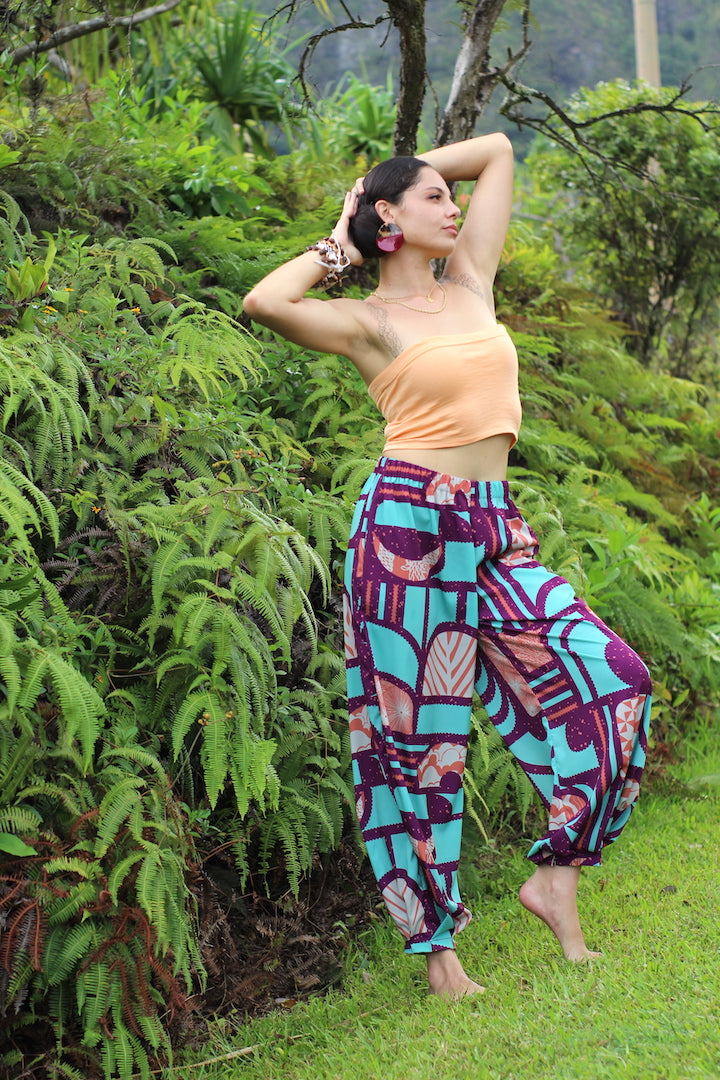 Ahuolaka Unisex Jogger in Kaiao