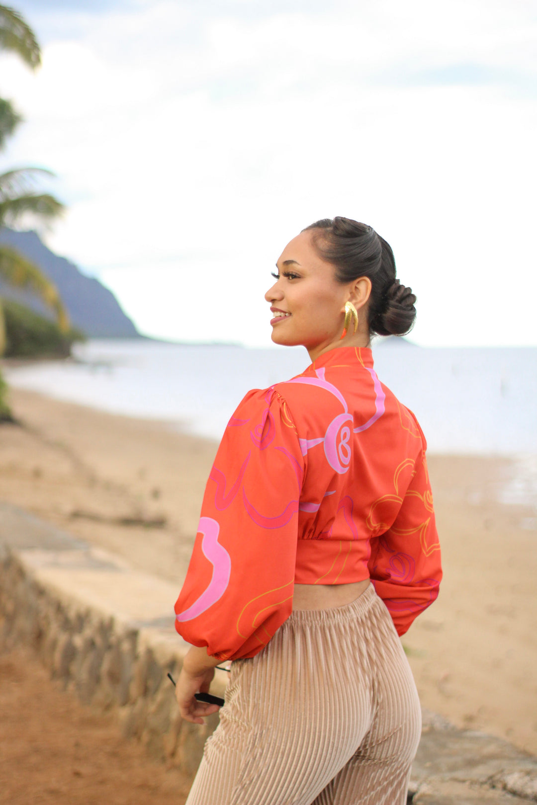 Paekuahiwi Crop Top in Waiawī