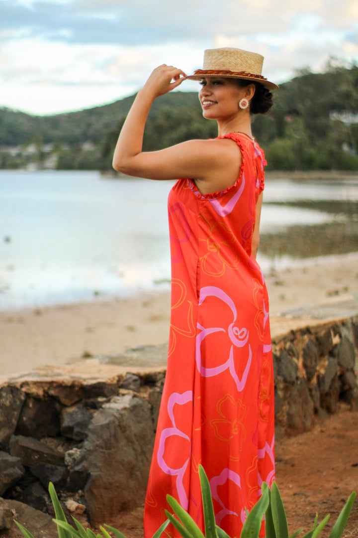 Kahiki Maxi Dress in Waiawī