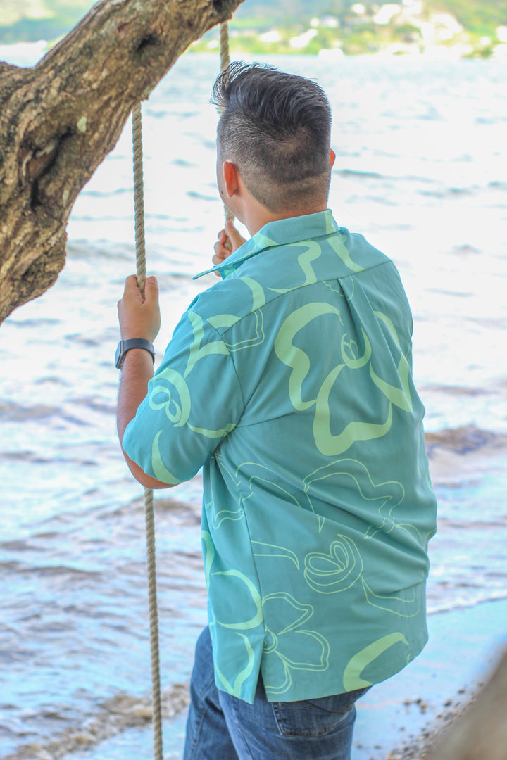 ʻOliʻoli Pullover Shirt in Sky Blue Kenikenialoha